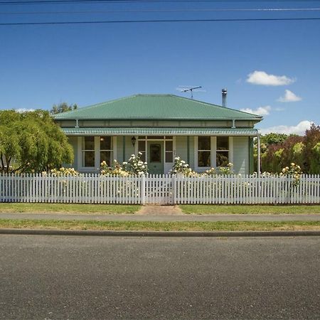 The Green Villa Martinborough Eksteriør billede